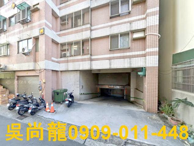 台中北屯華廈法拍-4